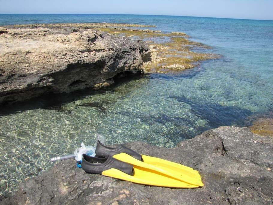 Апартаменти у моря Agia Varvara Экстерьер фото